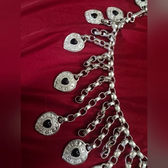 Vintage silver heart belt with black stones - Picture 4 of 6